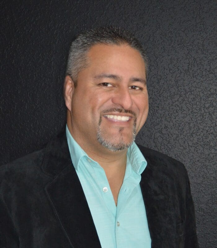 Henry Faavesi